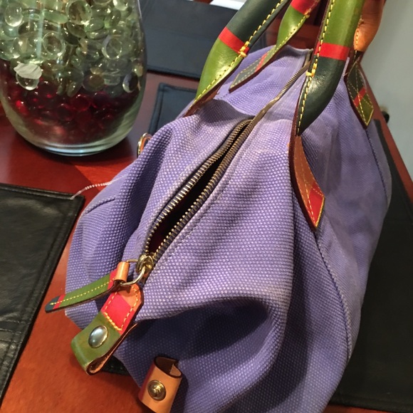 Handbag - Picture 3 of 7